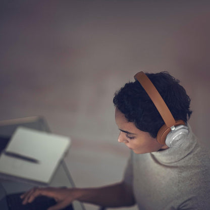 Bang & Olufsen Beoplay HX – Premium Over-Ear Wireless Bluetooth Headphones, Active Noise Cancelling, 40 Hours Battery, 6 Microphones, Headset for Work with Carrying case - Timber